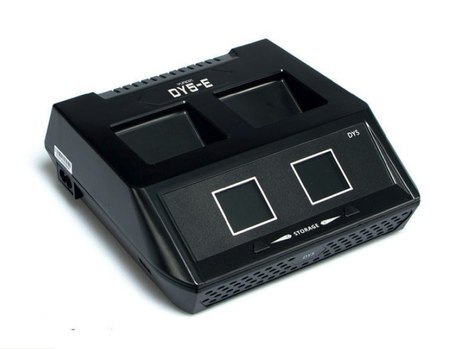 Ładowarka 2 stanowiskowa do baterii Yuneeca