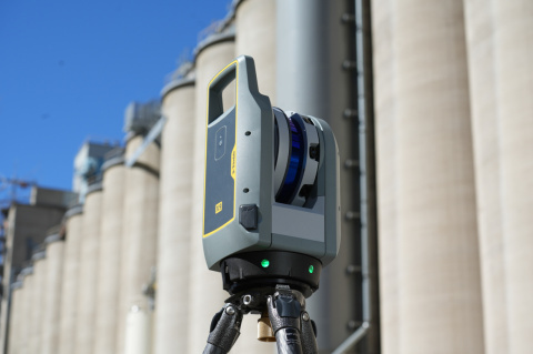 Skaner laserowy 3D Trimble X9 - inwentaryzacja budynków, skanowanie pomieszczeń