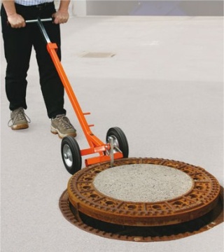 Kołowy podnośnik włazów