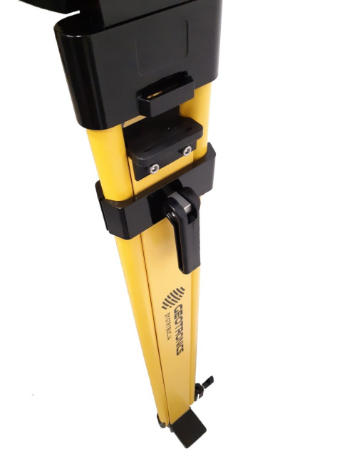 Statyw TRIMAX drewniany 1,8m