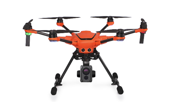 Geodezyjne drony do mapowania terenu i obiektów oraz akcesoria do dronów - przegląd produktów.